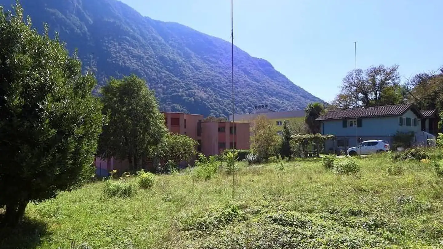Constructible plot for sale - 6533 Lumino - Photo 2