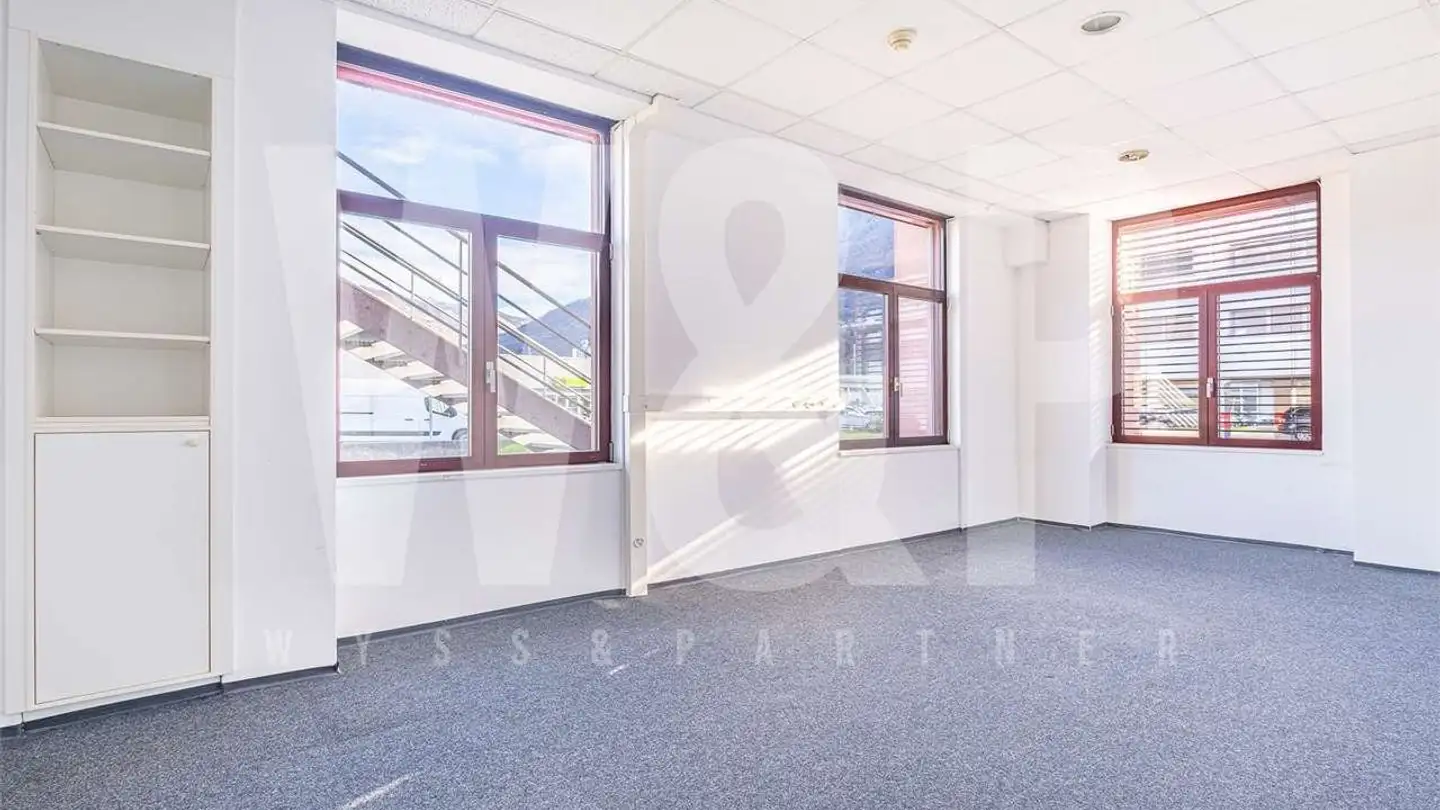 Bürofläche mieten - In Tirada 34, 6528 Camorino - Foto 4