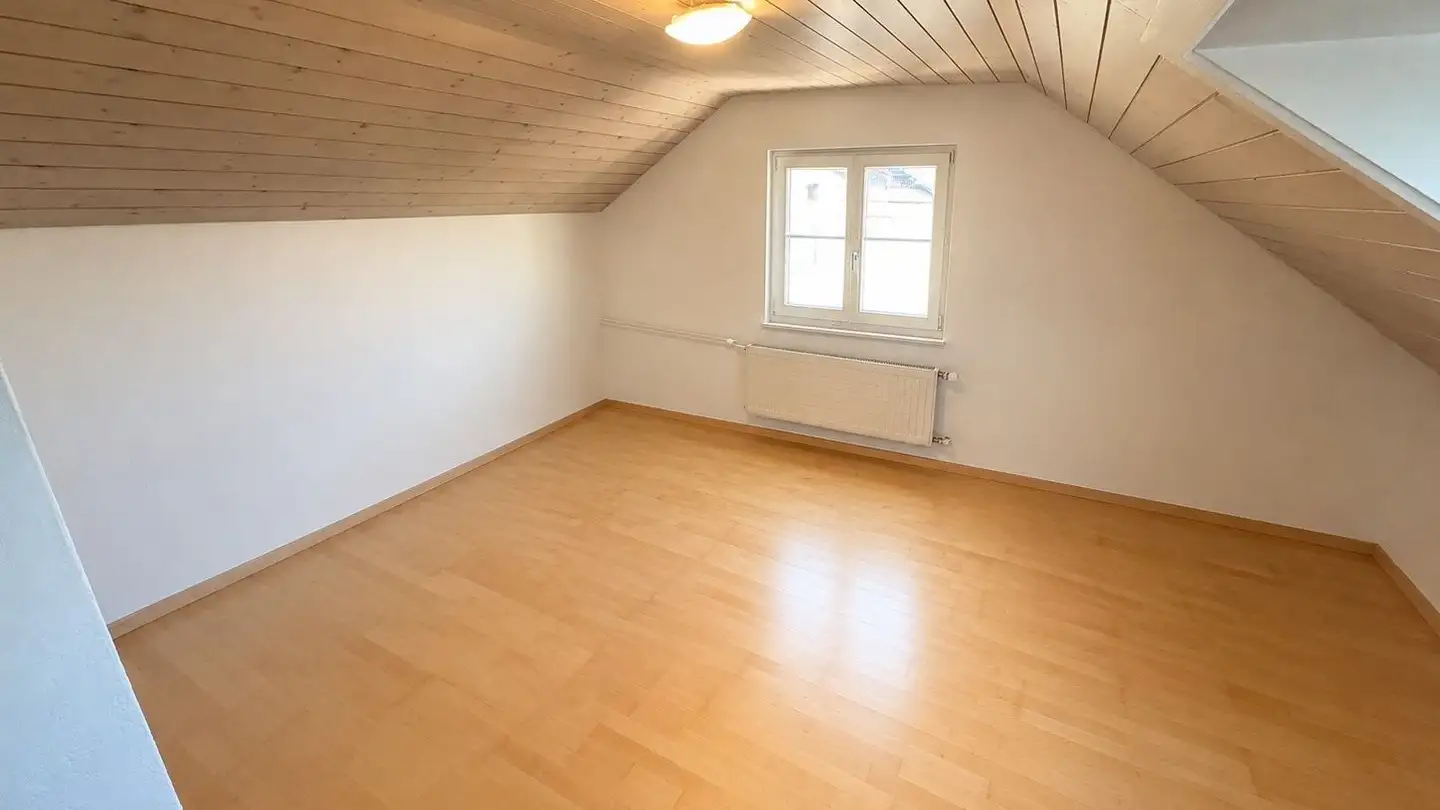Wohnung mieten - Etzelstrasse 18, 8634 Hombrechtikon - Foto 3