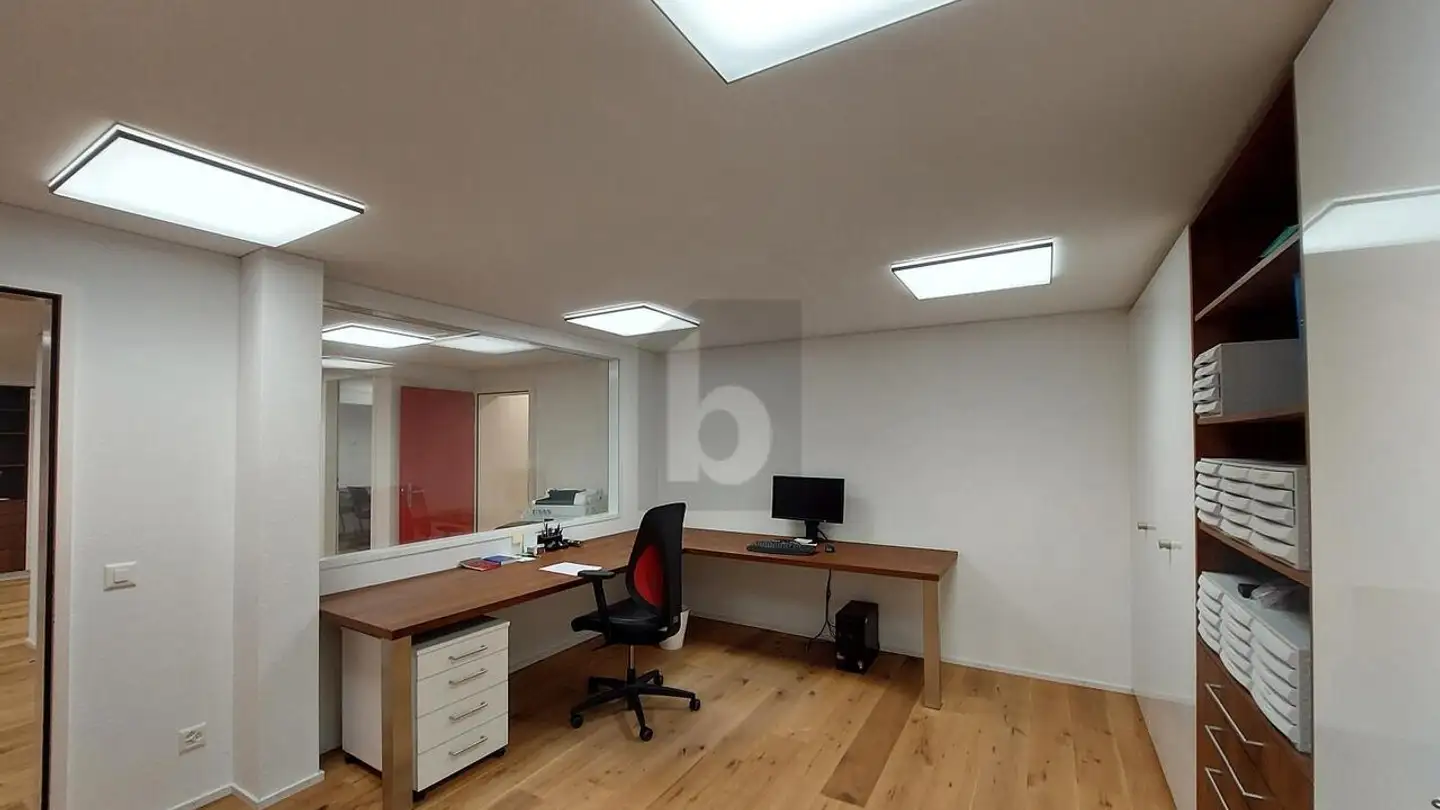 Bureau à louer - 6467 Schattdorf - Photo 3
