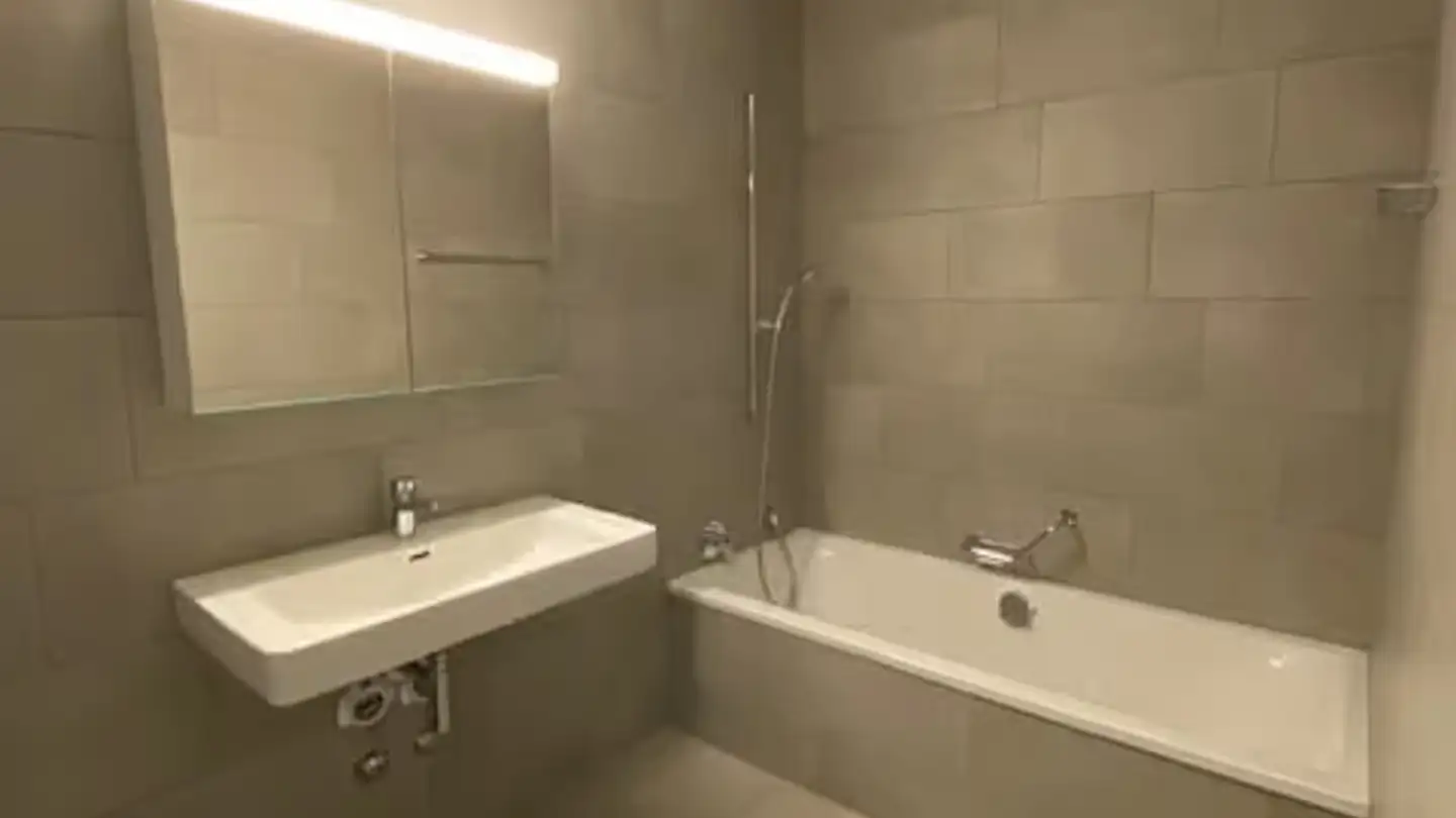 Appartement à louer - Tuchmacherstrasse 76, 8041 Zürich - Photo 2