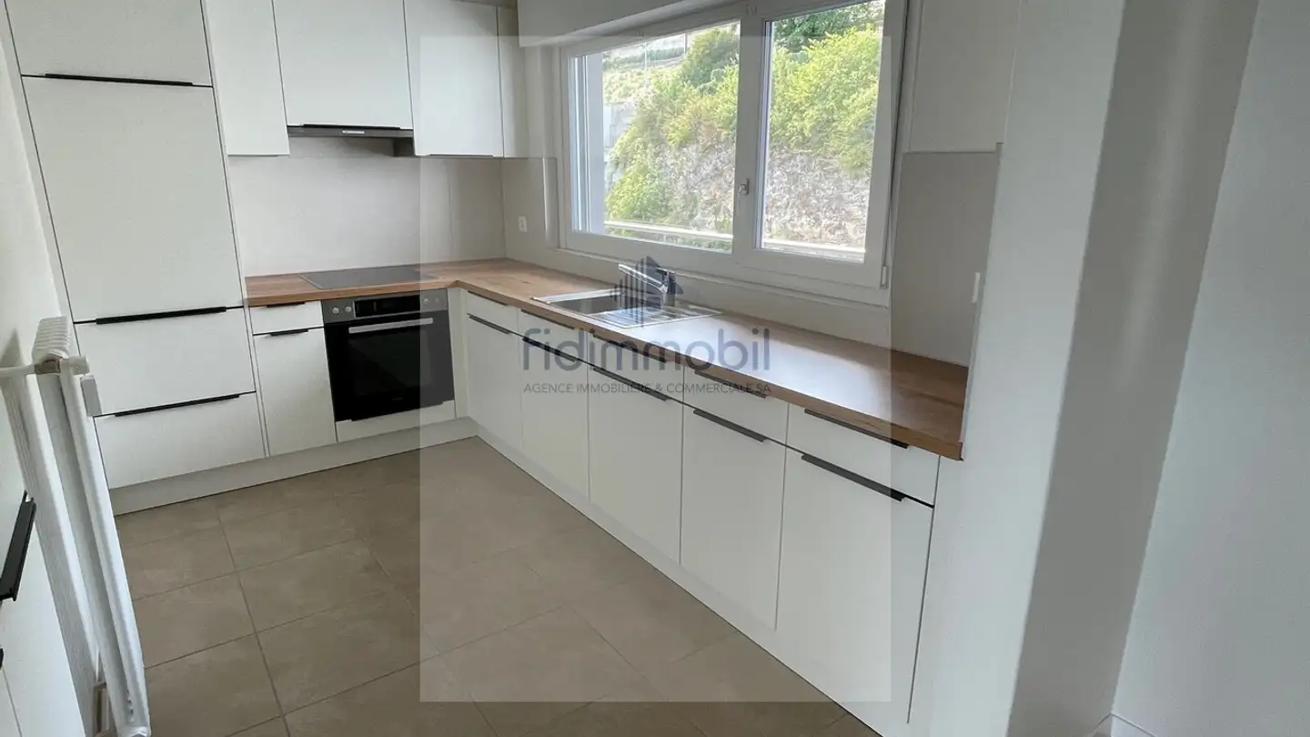 Appartamento in affitto - Rouges-Terres 22, 2068 Hauterive NE