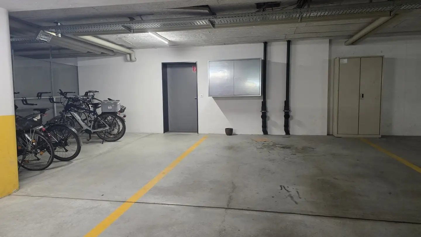 Garage individuel à louer - Schluechtstrasse 9, 6330 Cham - Photo 2