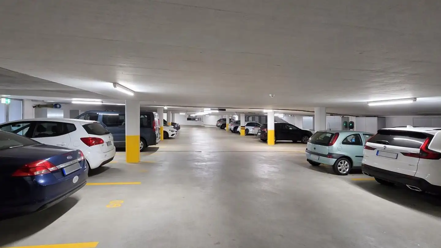 Garage individuel à louer - Schluechtstrasse 9, 6330 Cham - Photo 4