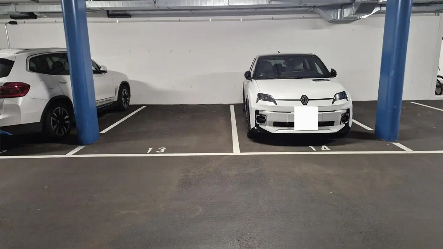 Underground parking space for rent - Gütschweg 3, 6410 Goldau