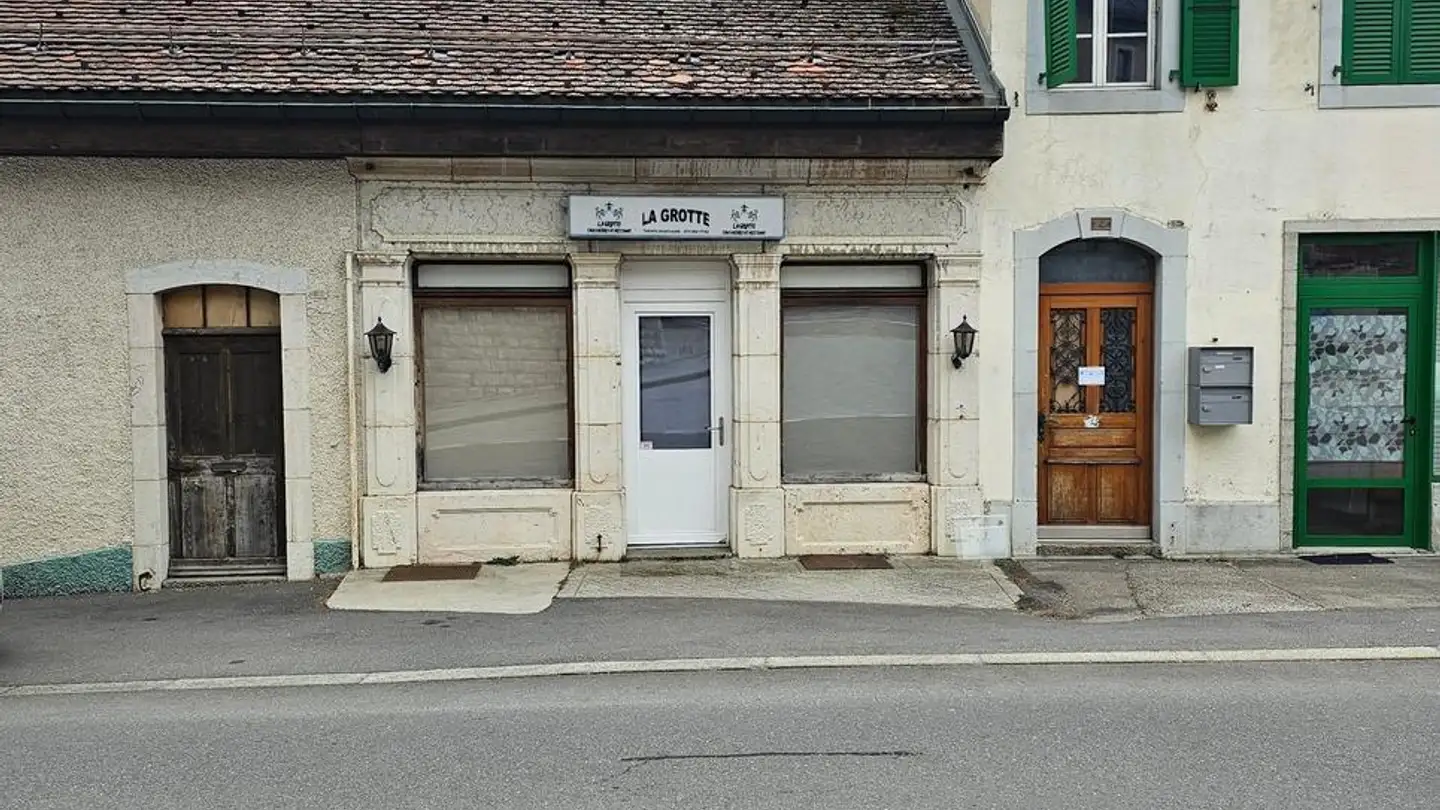 Commerciale in affitto - Rue Du Jura 2, 1450 Ste-Croix - Foto 2