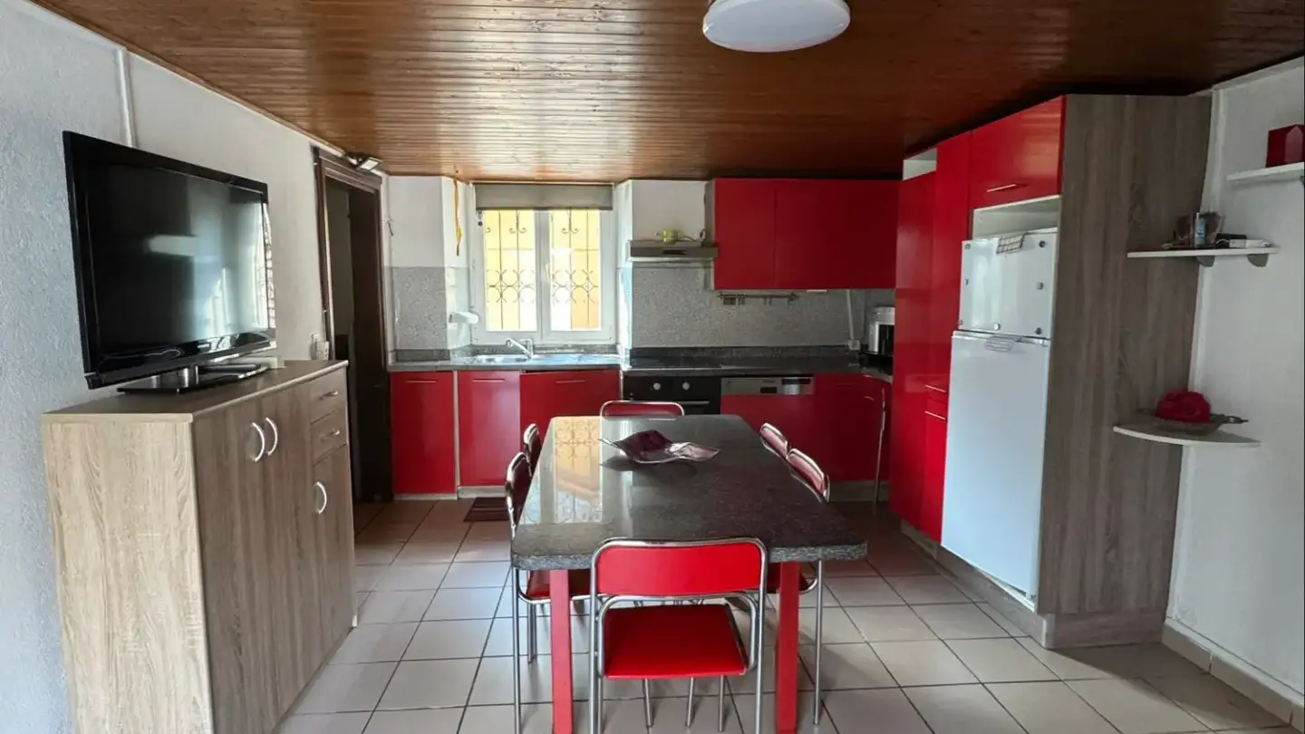 Appartamento in affitto - Via Ponte Vecchio 1, 6527 Lodrino