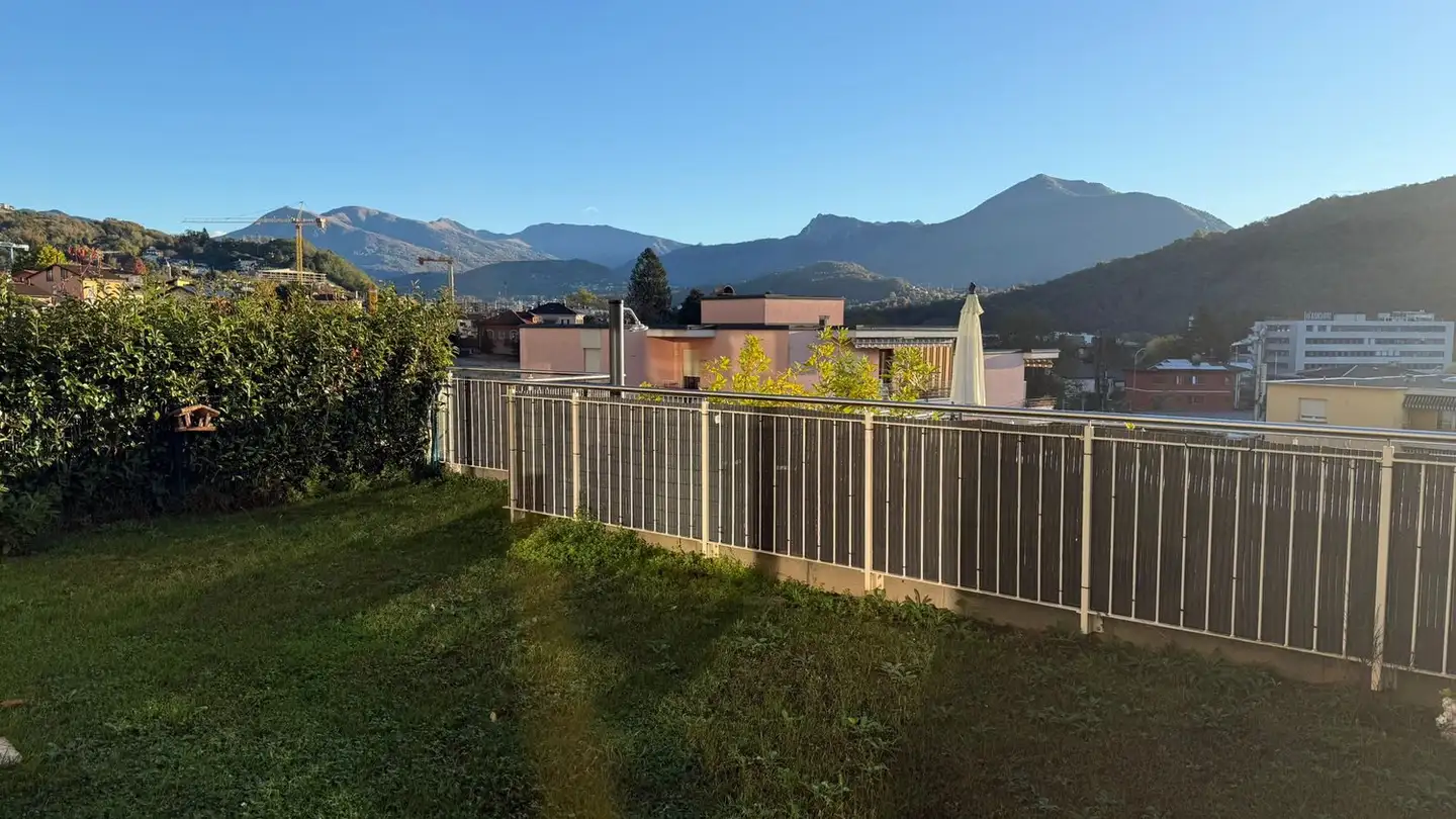 Appartamento a gradini in affitto - Via Girora 8, 6982 Agno