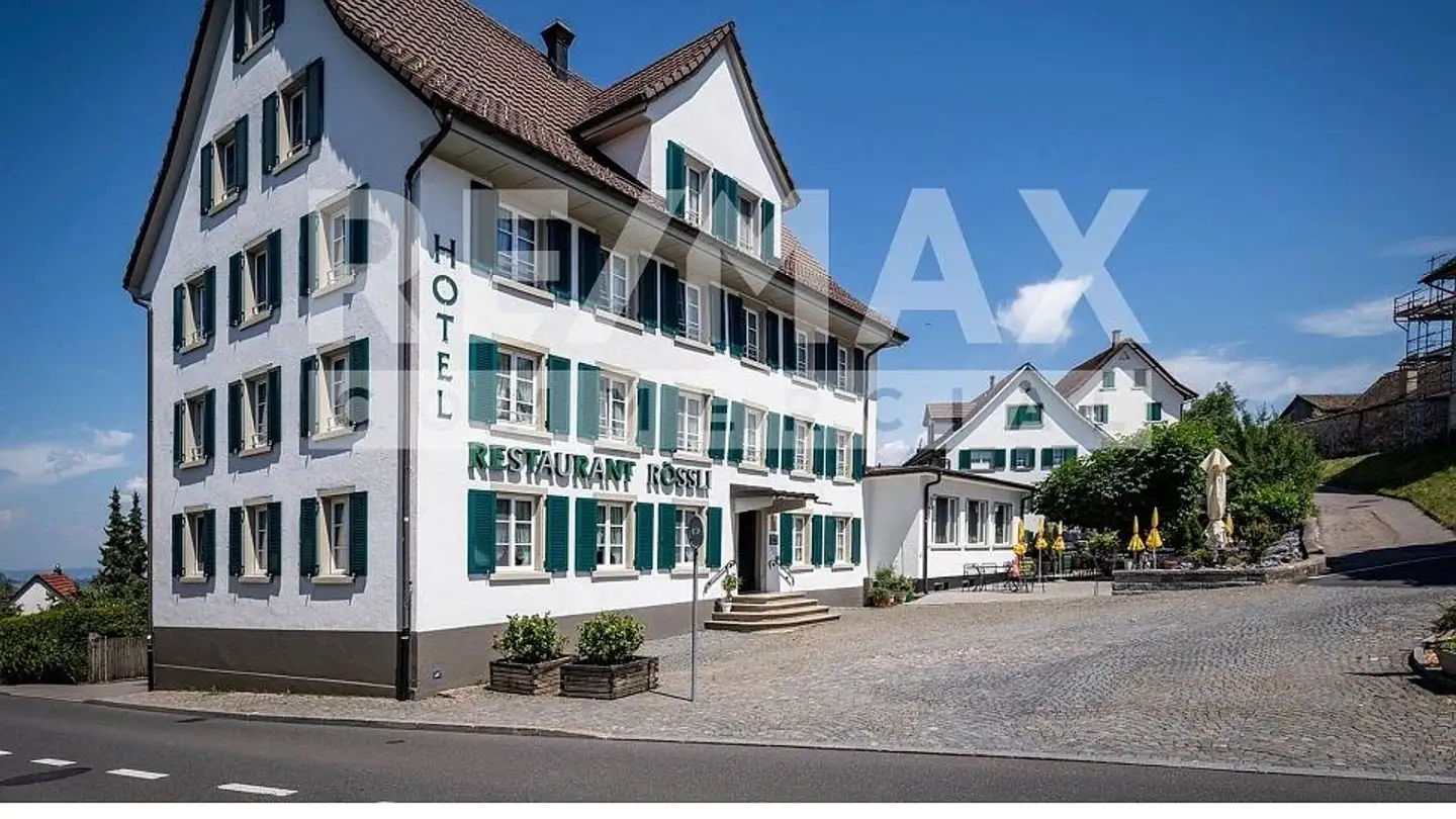 Hôtel à vendre - Wädenswilerstrasse 2, 8824 Schönenberg ZH