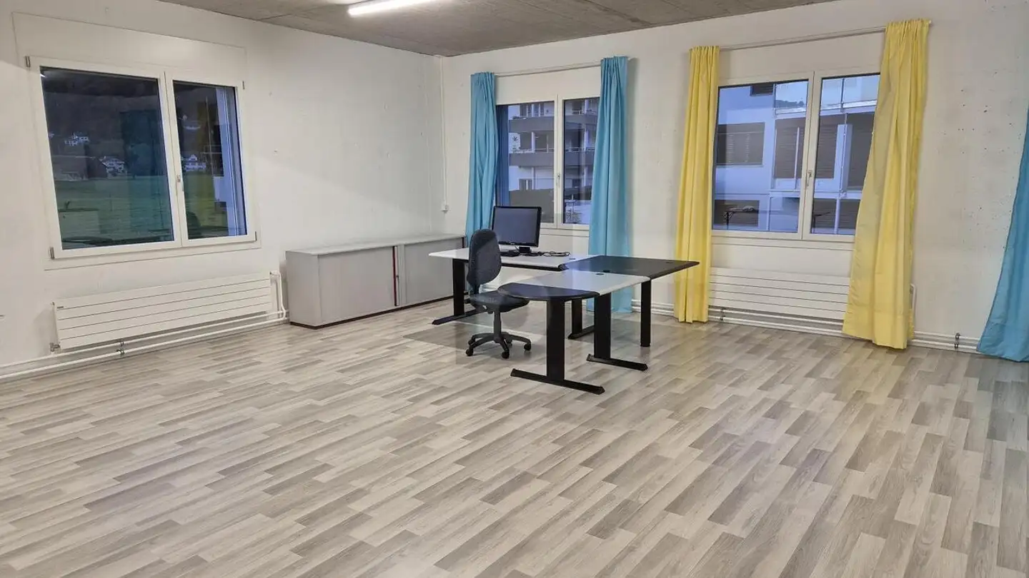 Office space for rent - 6422 Steinen