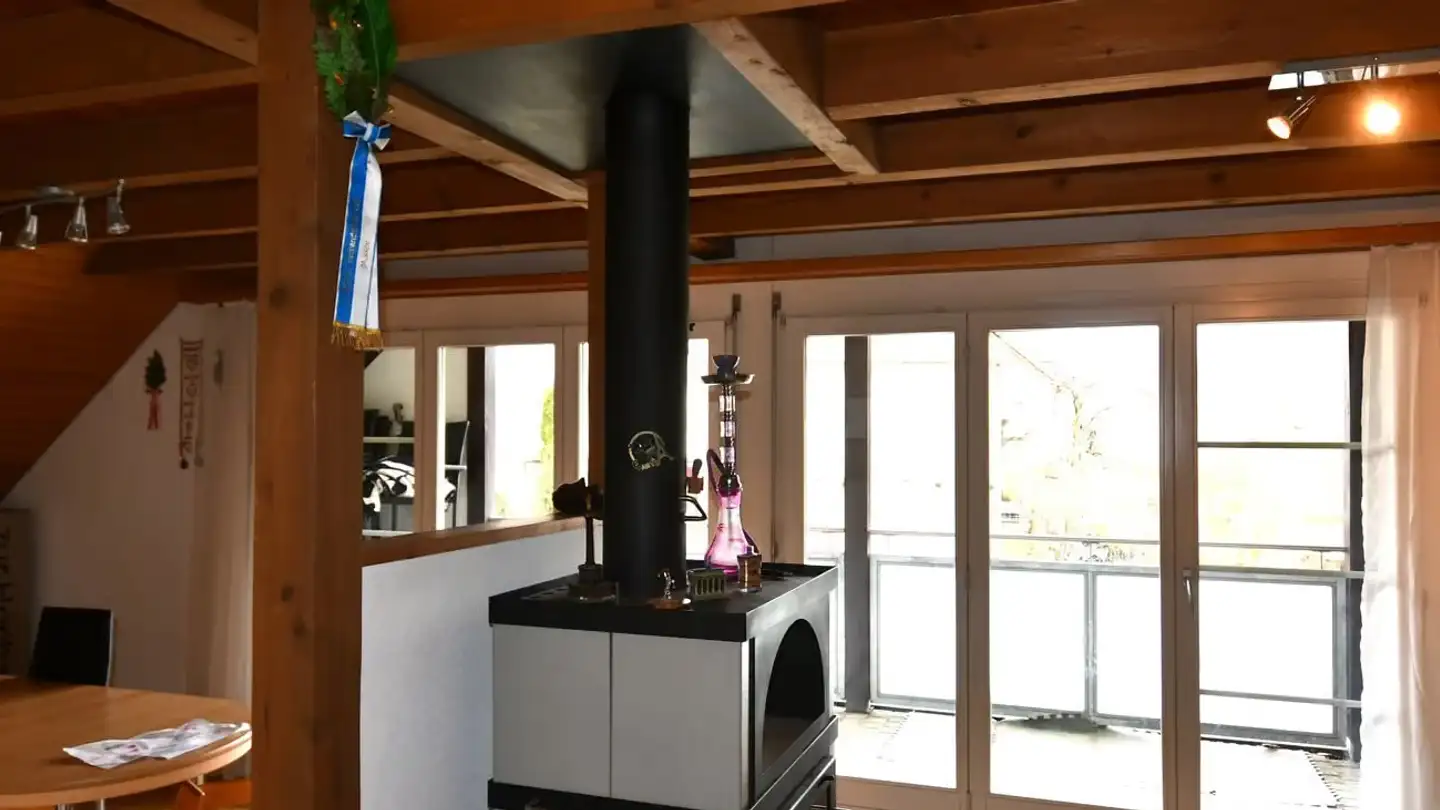 Dachgeschosswohnung mieten - Oberschneit 40, 8523 Hagenbuch ZH - Foto 4