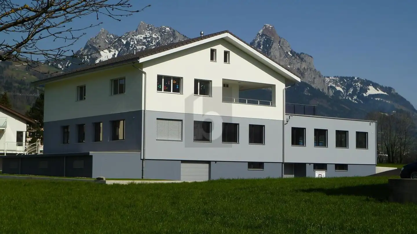 Spazio ufficio in affitto - 6422 Steinen - Photo 4