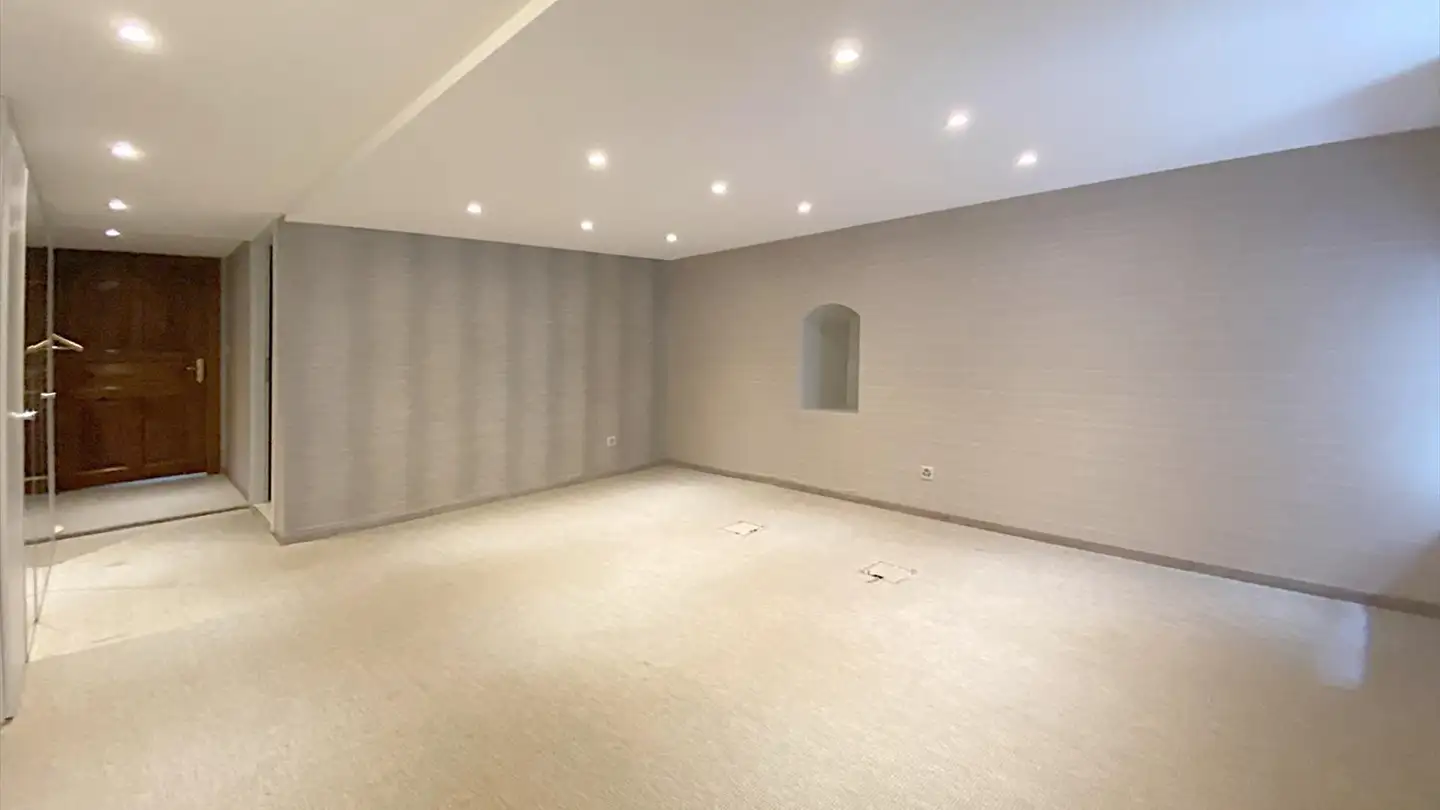 Commercial for rent - Rue Des Remparts 1, 1400 Yverdon-les-Bains