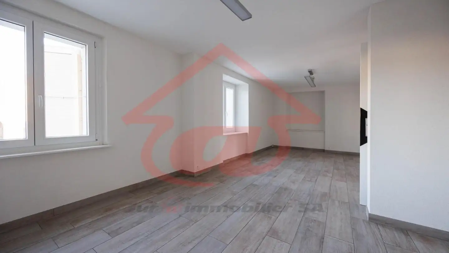 Commerciale in affitto - Rue Du Jura 33a, 2900 Porrentruy