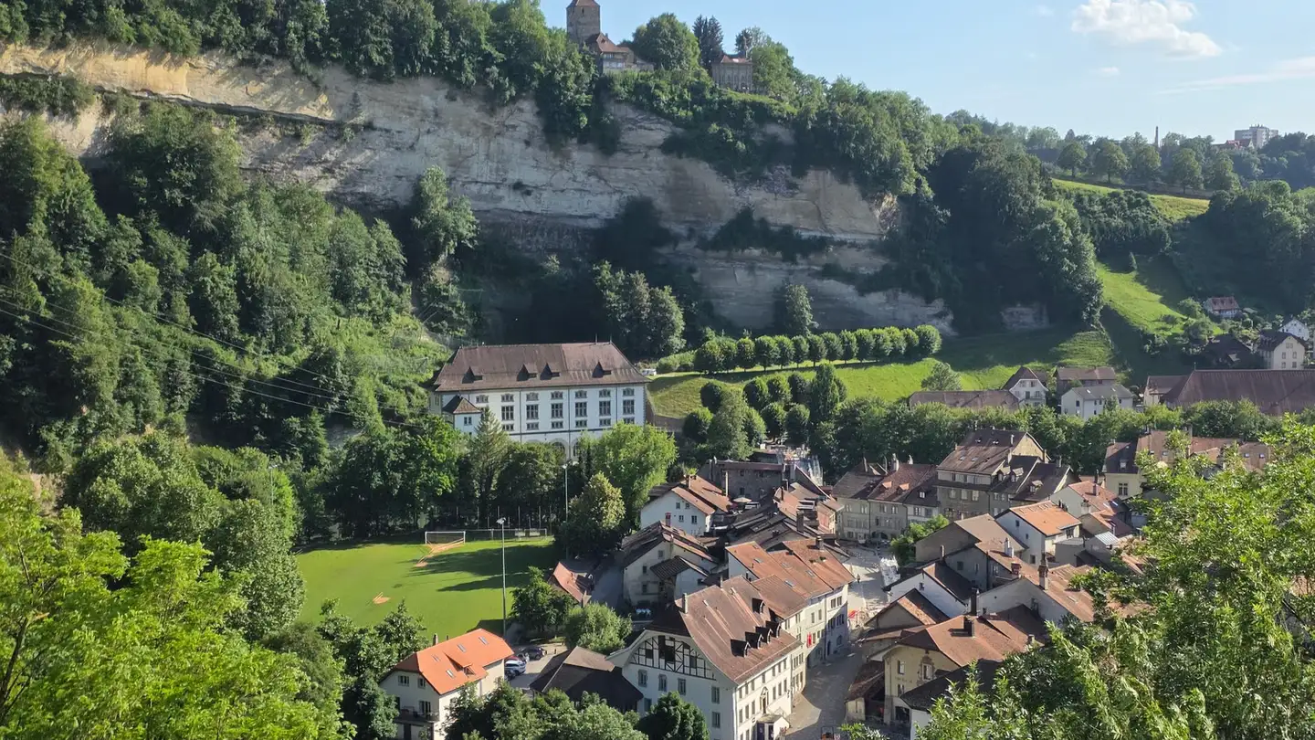 Appartement à louer - Route De Bourguillon / Bürglenstrasse 6, 1700 Fribourg