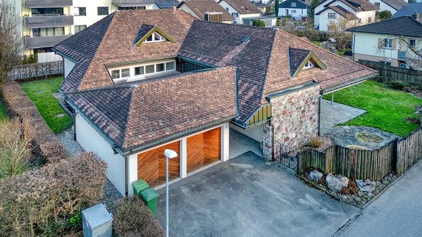 Single house for sale - Neudörflistrasse 1, 8854 Siebnen