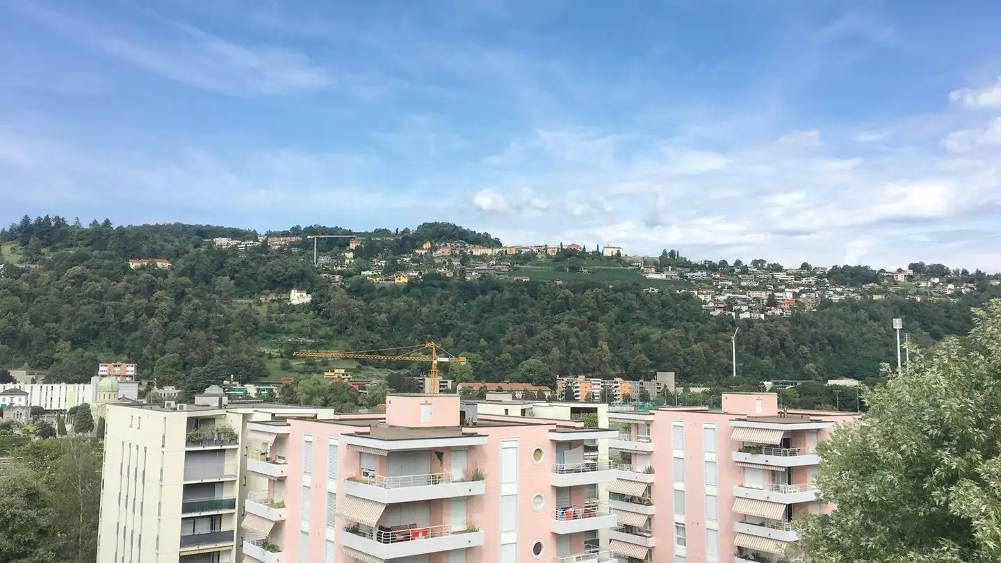 Penthouse for rent - 6963 Pregassona