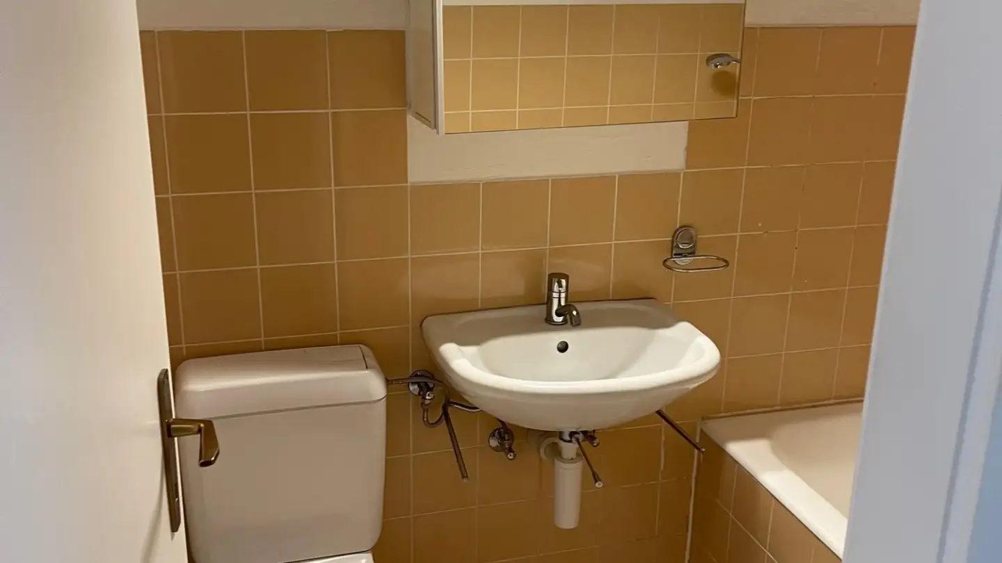 Studio à louer - Rue De La Charrière 24, 2300 La Chaux-de-Fonds - Photo 3