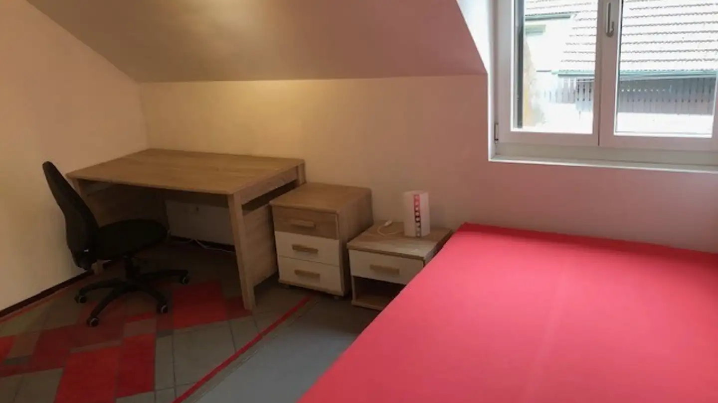 Single room for rent - Kirchweg 8, 5306 Tegerfelden