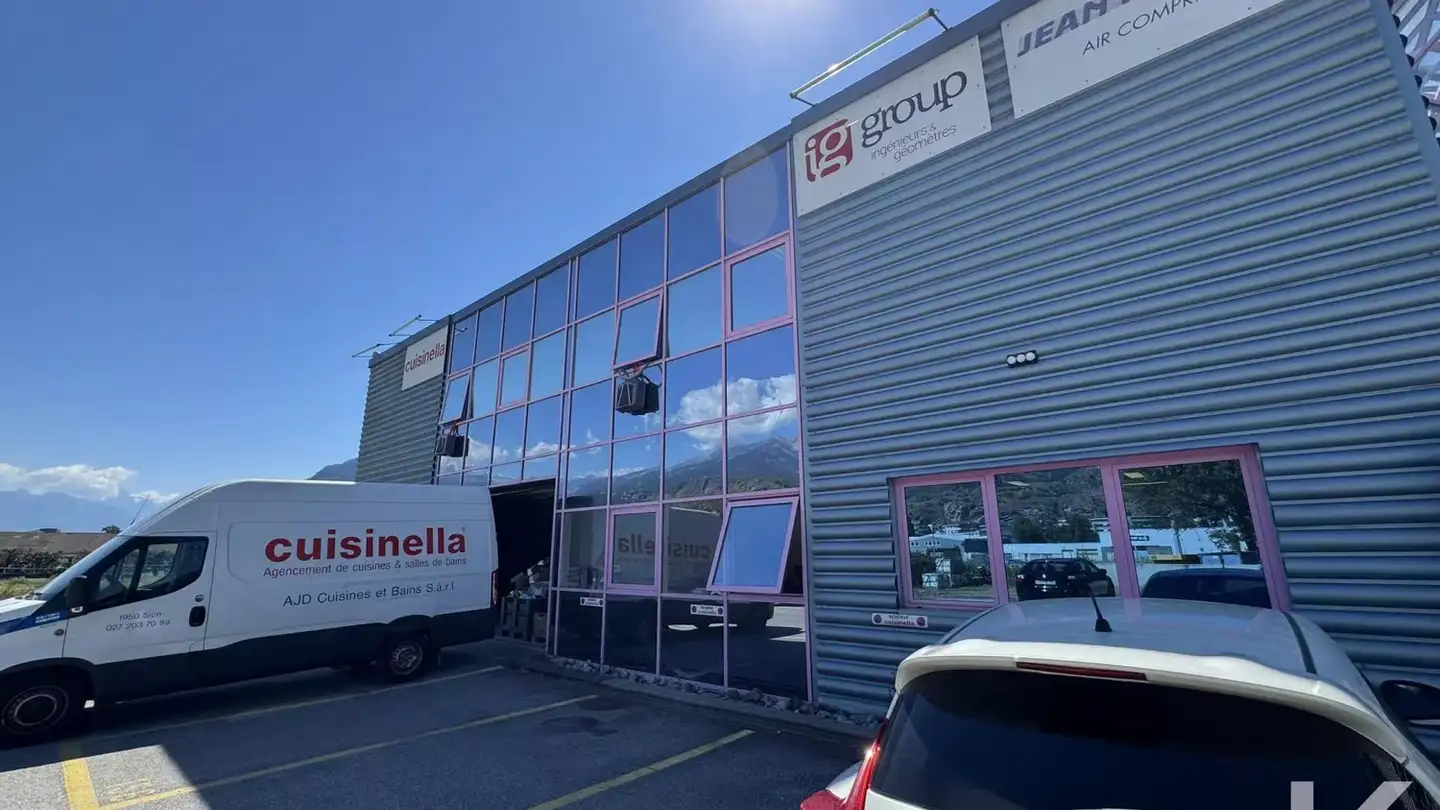Commercial for sale - 1950 Sion