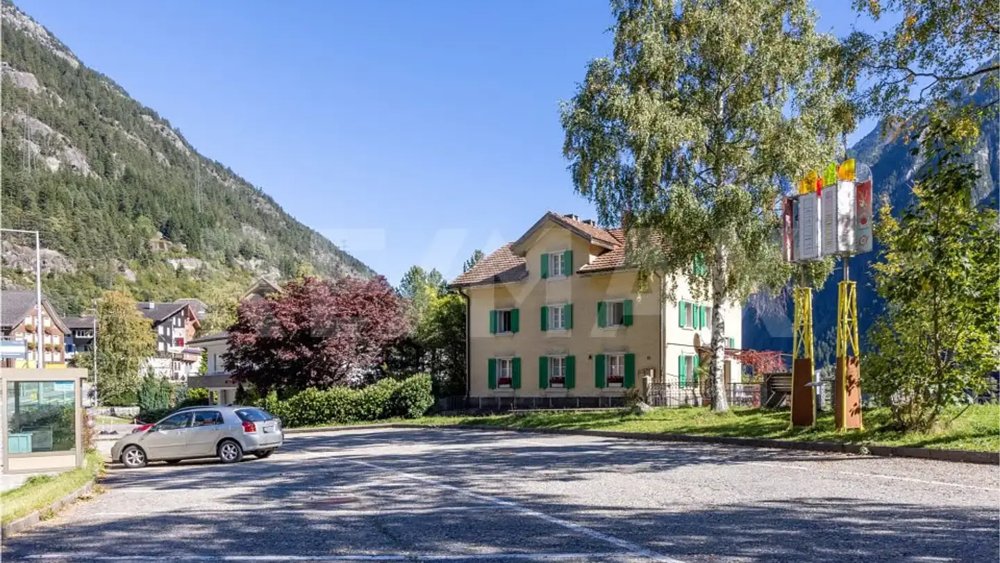 Residential building for sale - 6484 Wassen UR