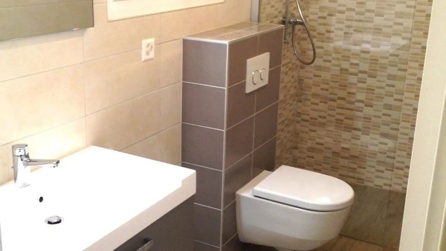 Appartement à louer - Chemin Du Toulin, 1907 Saxon - Photo 2