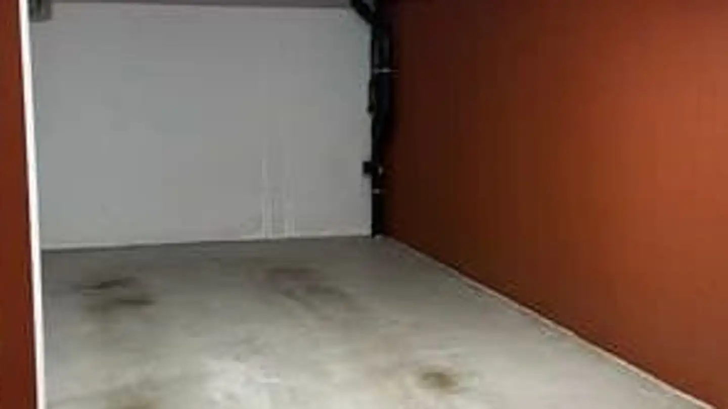 Underground parking space for rent - Schürlirain, 6300 Zug