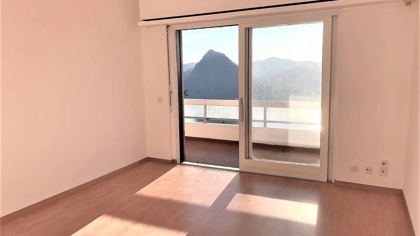 Apartment for rent - 6974 Aldesago - Photo 3