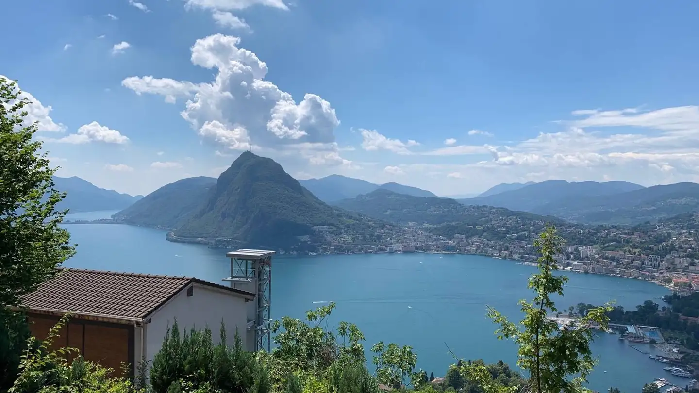 Apartment for rent - 6974 Aldesago