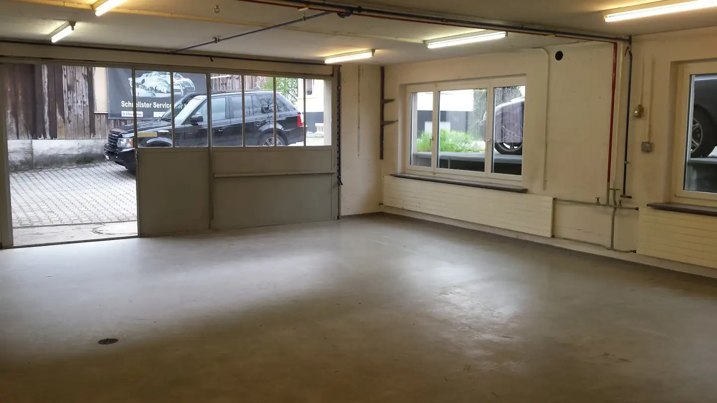 Commercial for rent - Landstrasse 152, 5301 Siggenthal Station