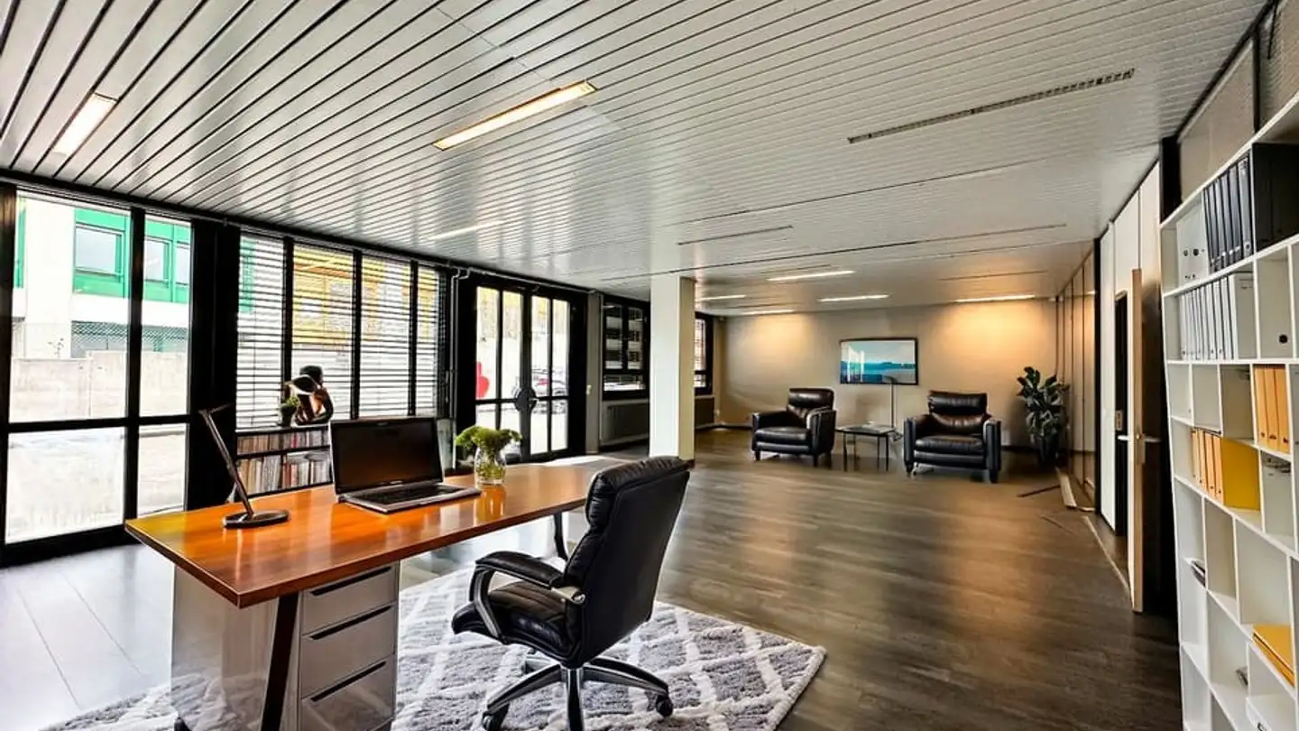 Commercial for rent - 1295 Mies - Photo 2