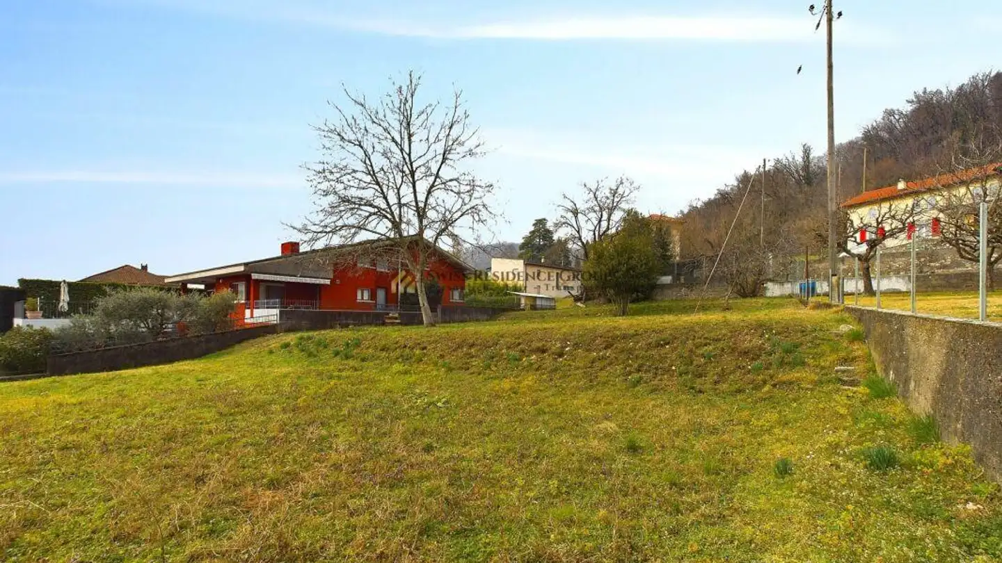 Constructible plot for sale - 6850 Mendrisio