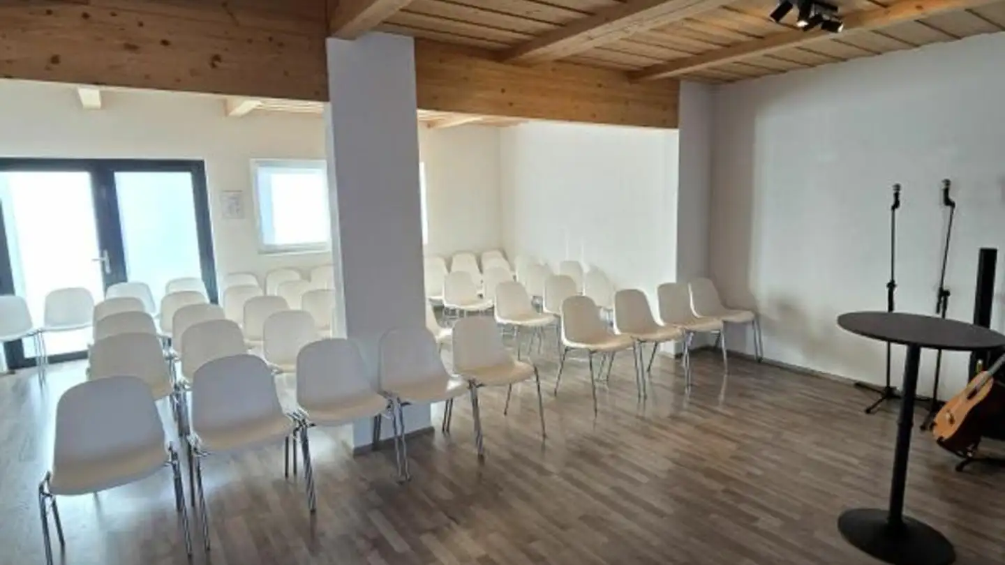 Commerciale in affitto - Route D'avenches, 1580 Donatyre