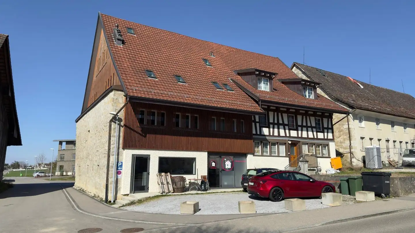 Magasin à louer - Niederhaslistrasse 137, 8105 Watt
