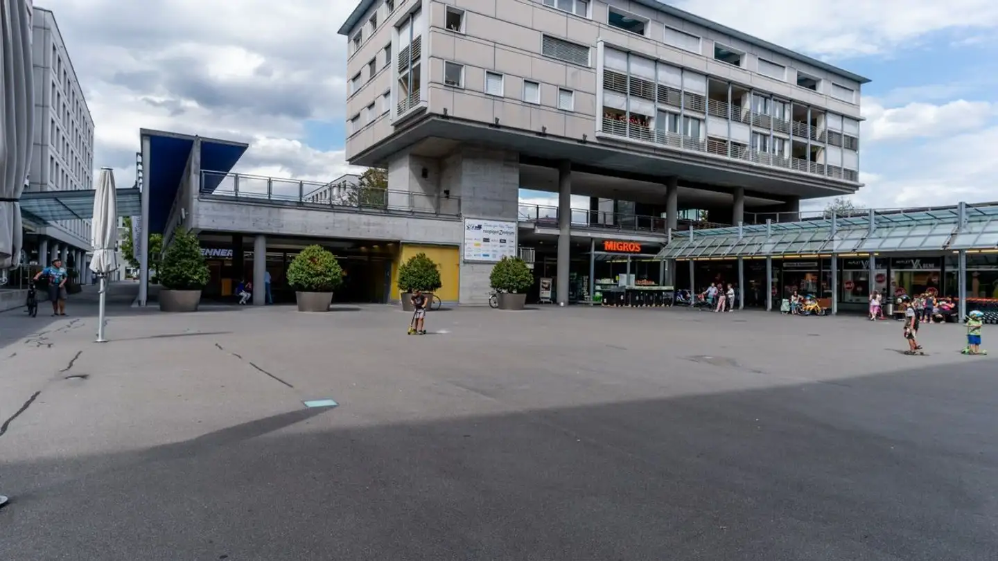 Immeuble mixte à louer - Ruopigenplatz 16, 6015 Luzern