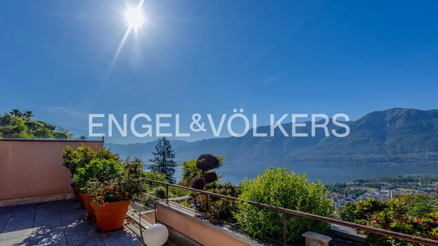 Attique à vendre - 6644 Orselina