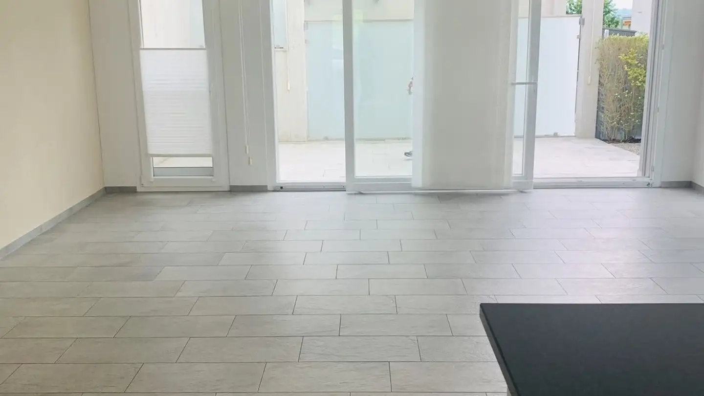 Single house for rent - 6037 Root