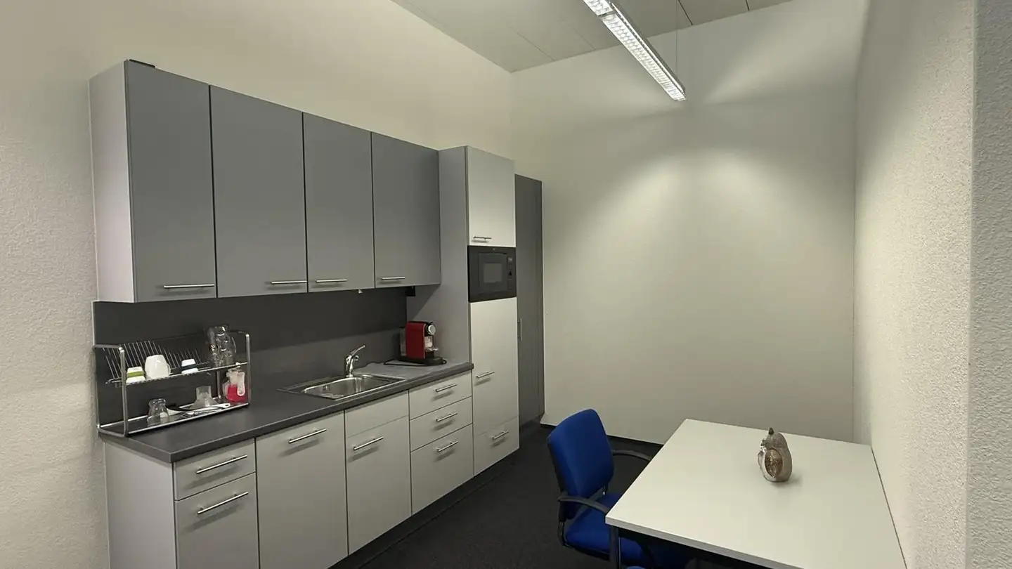 Office space for rent - Eichenstrasse 2, 8808 Pfäffikon SZ - Photo 3