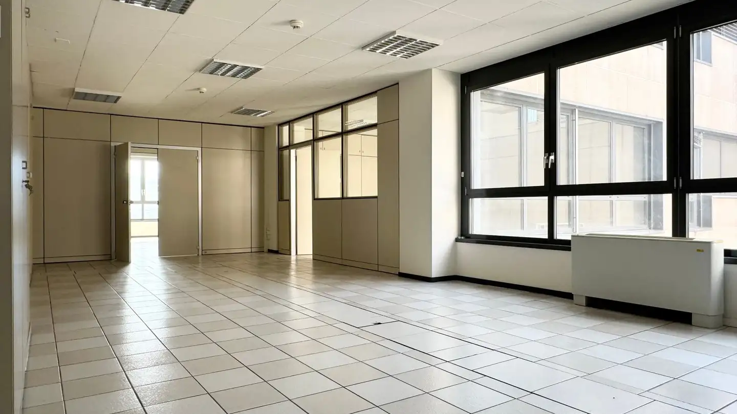 Spazio ufficio in affitto - Via Giuseppe Motta 5, 6828 Balerna - Foto 3