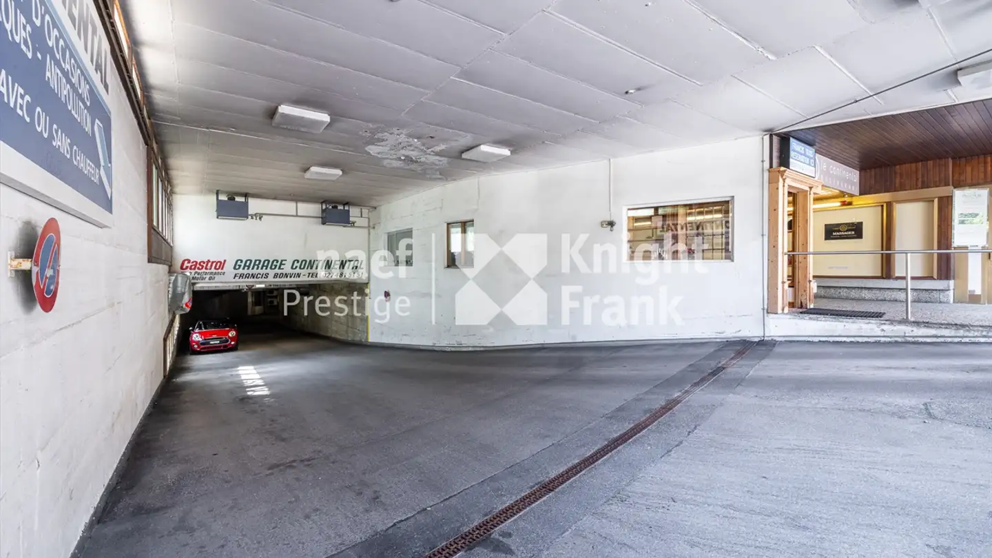 Indoor parking space for sale - Route De Crans-Montana, 3963 Montana - Photo 2