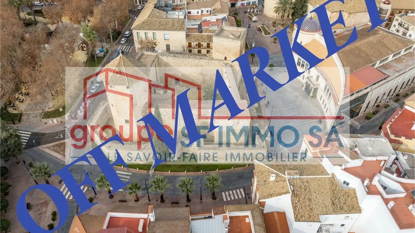 Residential building for sale - 1522 Lucens