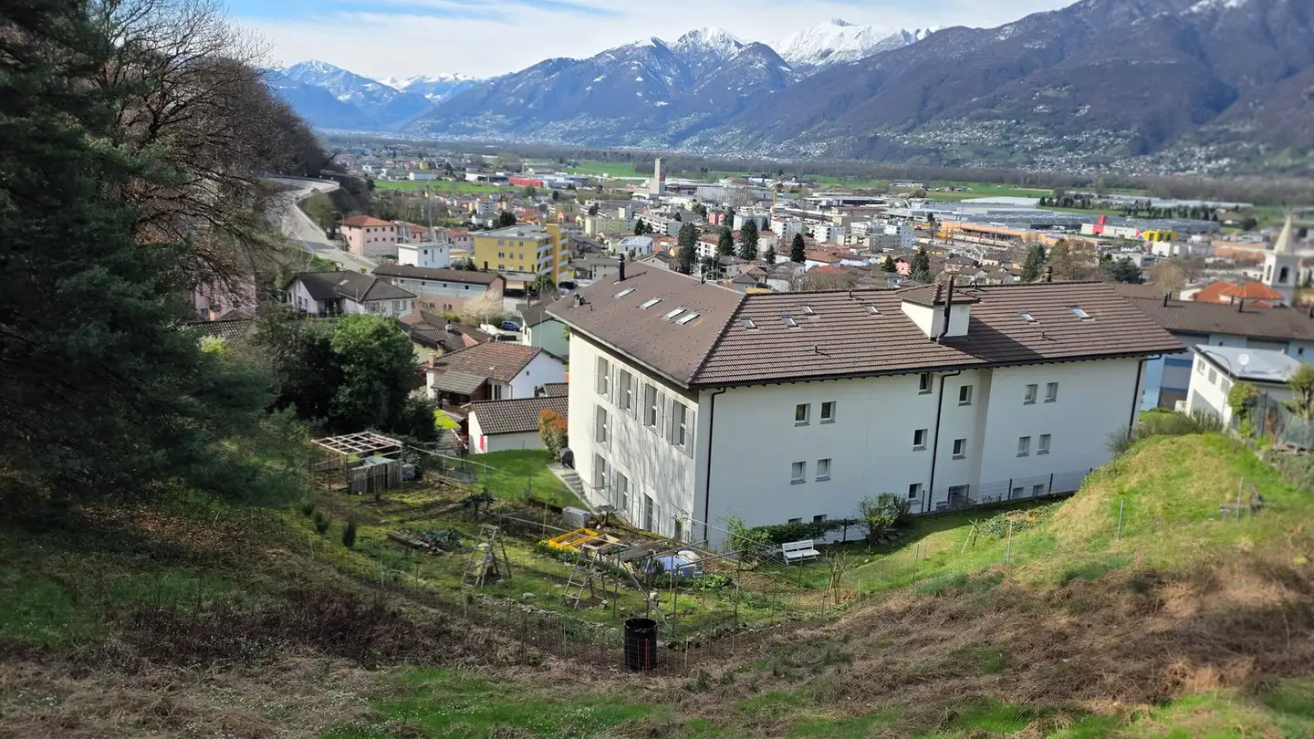 Constructible plot for sale - 6593 Cadenazzo