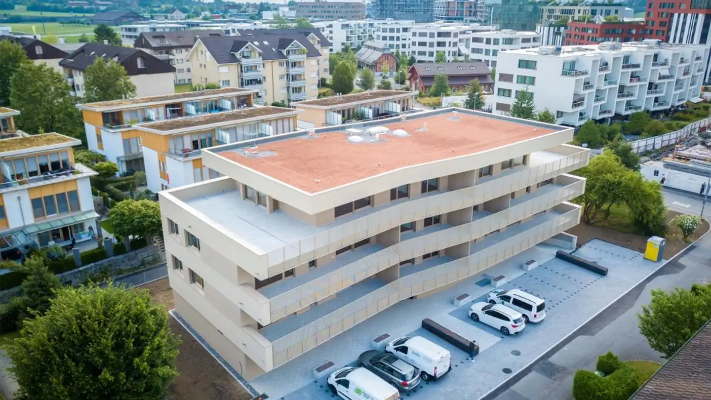 Place de parking souterraine à louer - Birkenstrasse 11, 6343 Rotkreuz