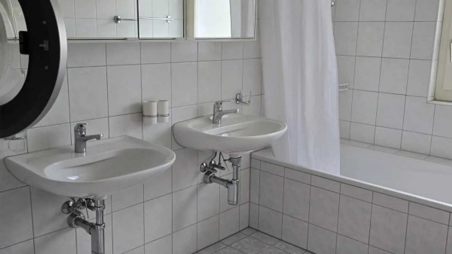 Attique à louer - Grammontstrasse 3, 4415 Lausen - Photo 2