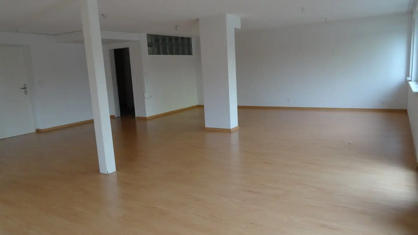 Office space for rent - Rauracherstrasse 6, 4106 Therwil - Photo 2
