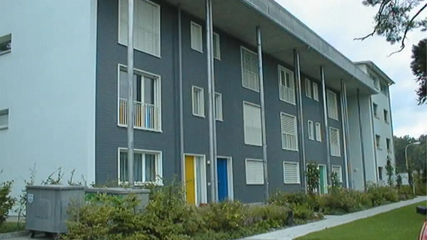 Parcheggio esterno in affitto - Bahnhofstrasse 6, 8353 Elgg