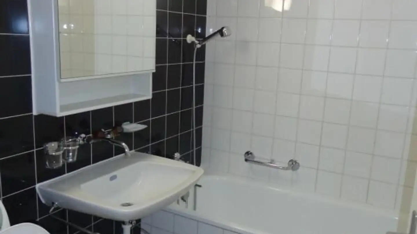 Studio mieten - Rue Des Maréchaux / Schmiedengasse 18, 2502 Biel/Bienne - Foto 3