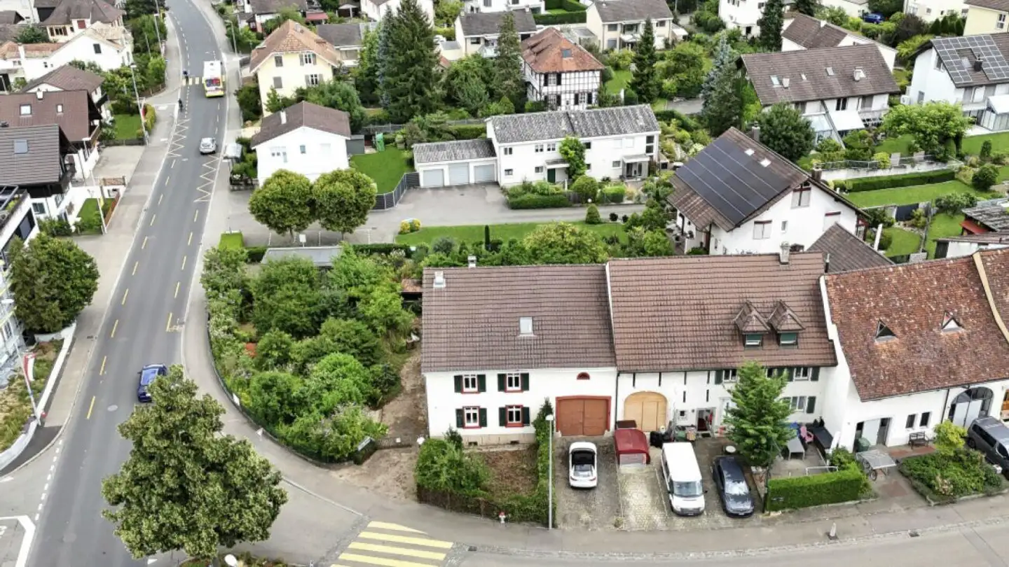 Edificio residenziale in vendita - Hauptstrasse 96, 4133 Pratteln