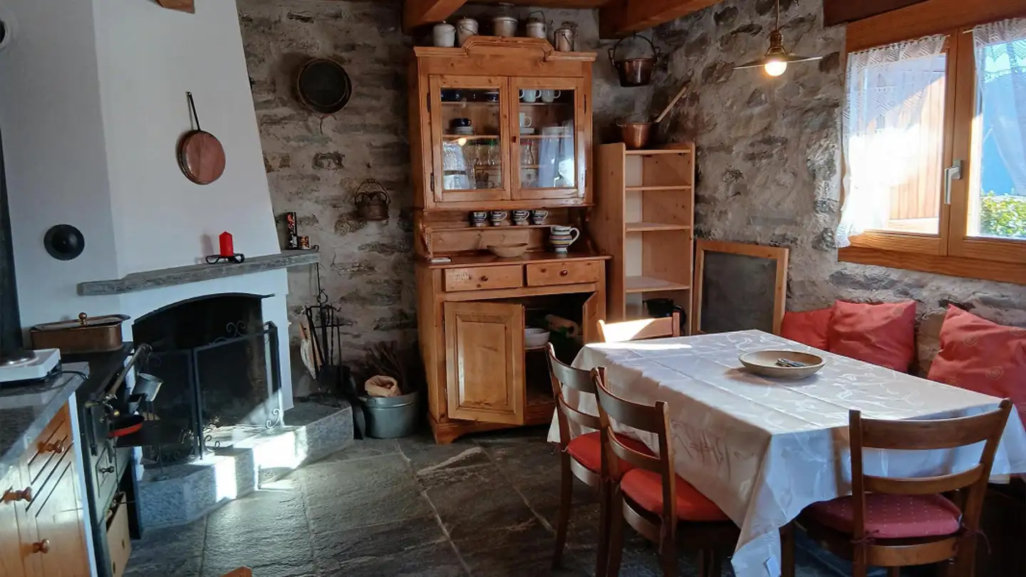 Casa in affitto - All'oro, 6658 Borgnone