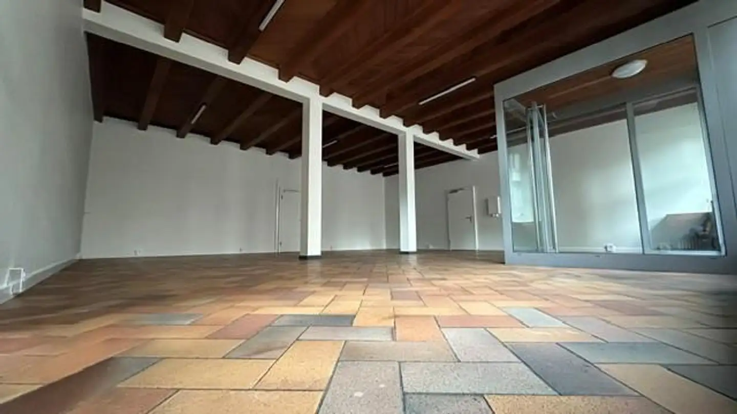 Commercial à louer - Innere Margarethenstrasse 26, 4051 Basel - Photo 2
